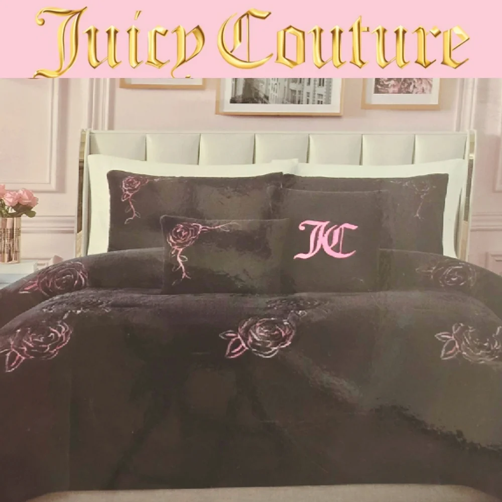 Juicy Couture Home 5-PC 3D Rose Faux Fur Bedding Set